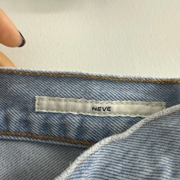 Citizens of Humanity Neve Low Slung Relaxed Jeans - Picture 7 of 8